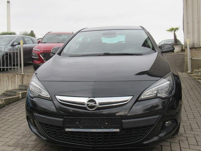 Schwarz Gebraucht 2012 Opel Astra GTC Innovation Kleinwagen | 8.490 € (Etwas zu teuer) - Bild 1/4