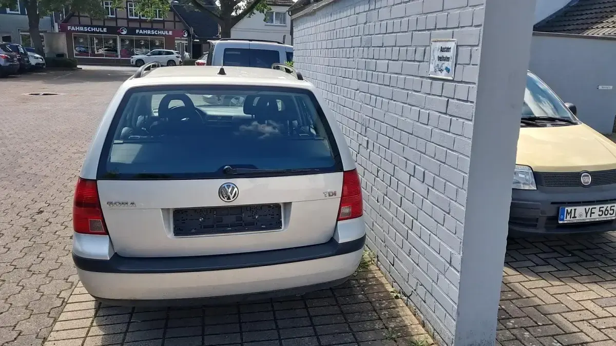 Gebraucht VW Bora 130 PS (95 kW) 1999 Silber Kombi