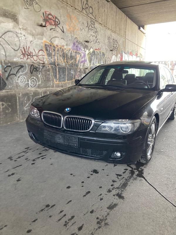Schwarz Gebraucht 2005 BMW 730 Limousine | 3.690 € (Superpreis) - Bild 1/4