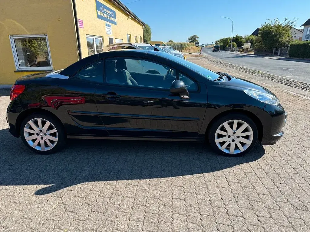 Gebraucht Peugeot 207 CC Sport 120 PS (88 kW) 2009 Schwarz Cabrio