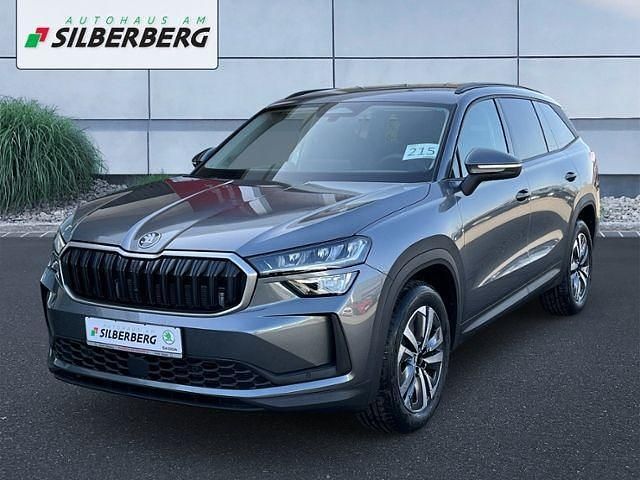 Neu Skoda Kodiaq Selection 150 PS (110 kW) 2026 Graphitegrau metallic SUV