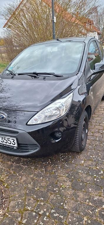 Gebraucht Ford Ka Ambiente 69 PS (50 kW) 2012 Schwarz Kleinwagen
