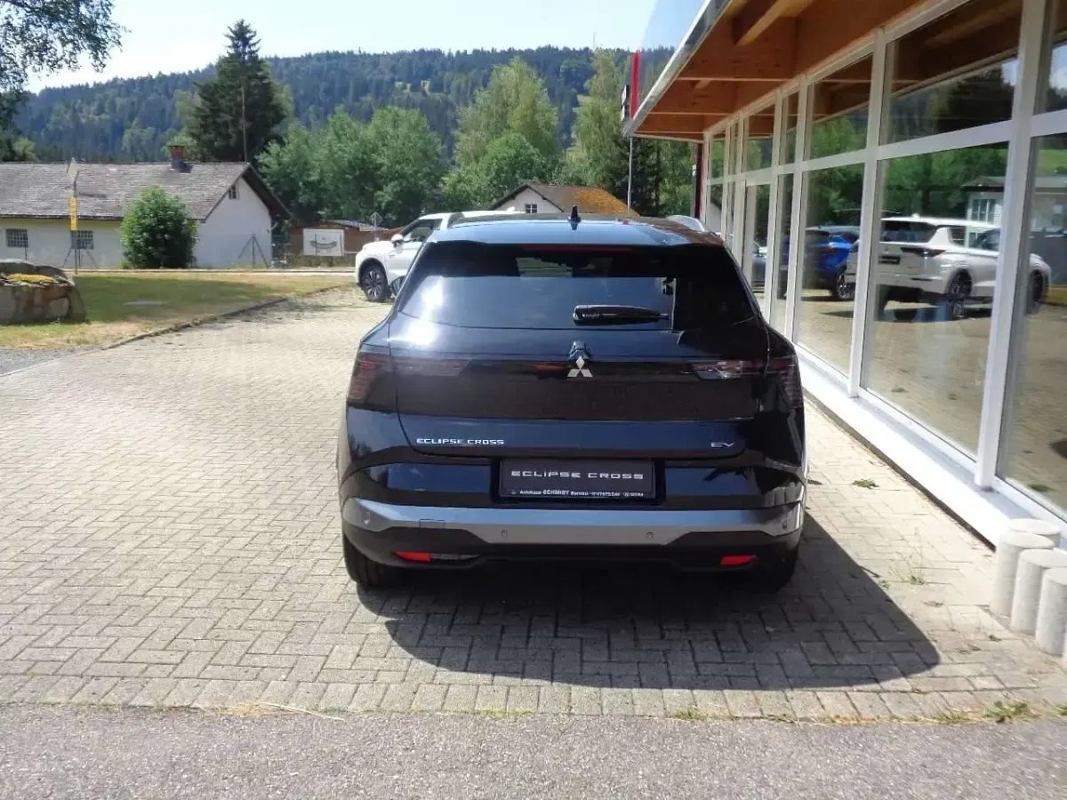 Neu Mitsubishi Eclipse Diamant Edition 55 kW (75 PS) 2026 Schwarz SUV