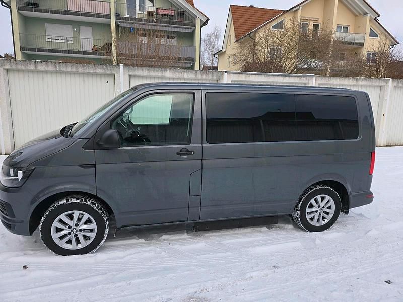 Usata VW Multivan 150 CV (110 kW) 2017 Grigio Monovolume