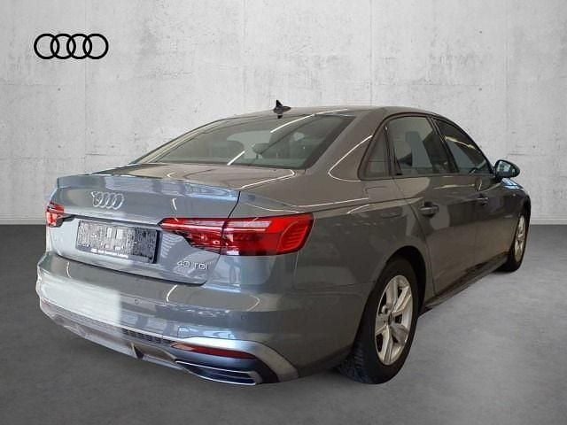 Gebraucht Audi A4 S-Line 204 PS (150 kW) 2023 Chronosgrau metallic Limousine