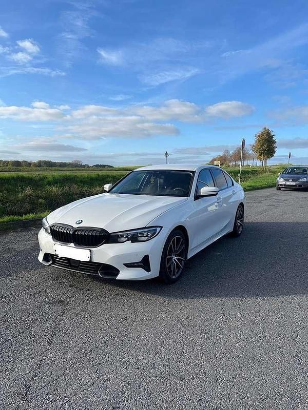 Gebraucht 2019 BMW 320 Sport Line Limousine | 25.800 € (Teuer) - Bild 1/4
