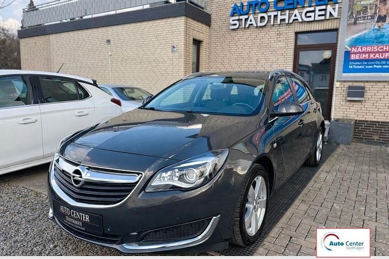 Gebraucht Opel Insignia Edition 131 PS (96 kW) 2015 Grau Kombi