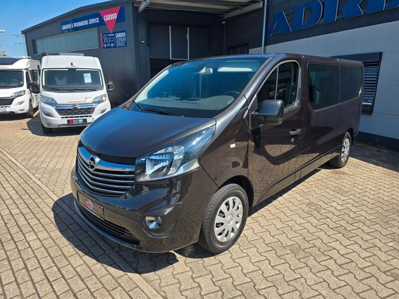 Schwarz Gebraucht 2019 Opel Vivaro Van | 20.990 € - Bild 1/4