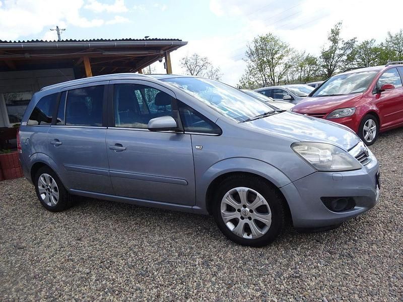Gebraucht Opel Zafira Eco 125 PS (91 kW) 2009 Silber Van / Kleinbus