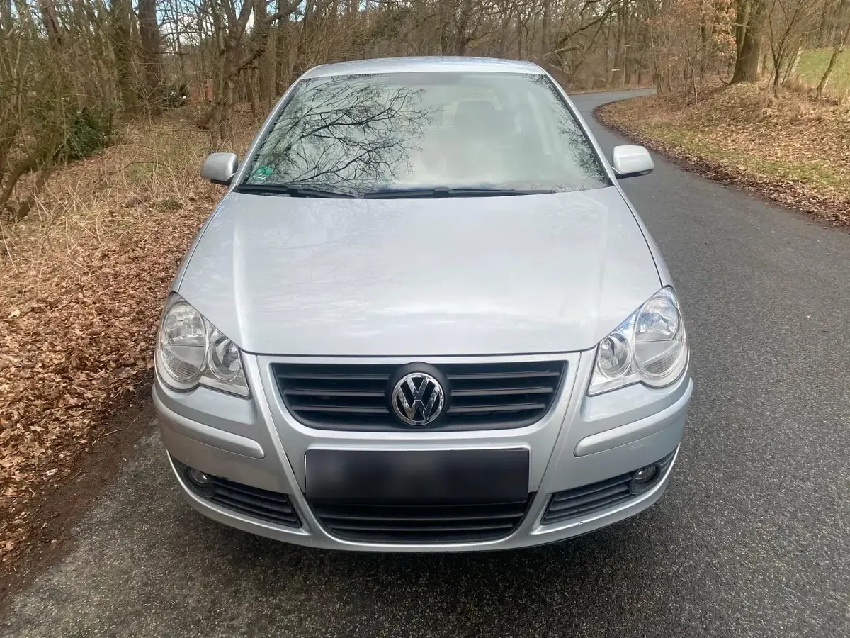Usata VW Polo 70 CV (51 kW) 2006 Argento Utilitaria