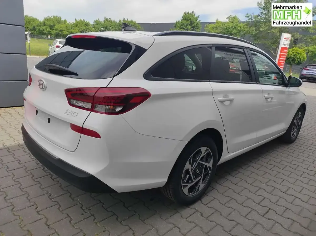 Neu Hyundai i30 GO! 150 PS (110 kW) 2026 Weiß Kombi