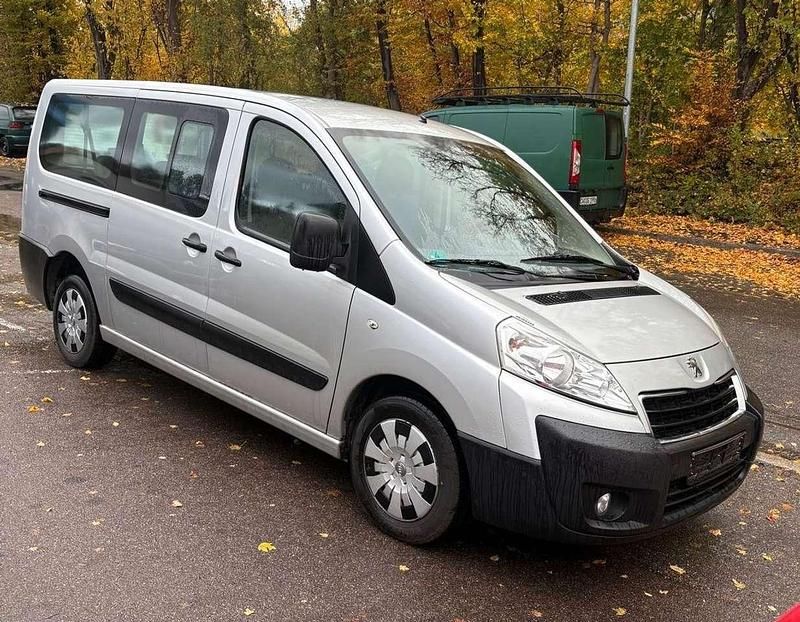 Lackierung aluminiumgrau/meta Gebraucht 2014 Peugeot Expert Access Van | 8.999 € (Fairer Preis) - Bild 1/4