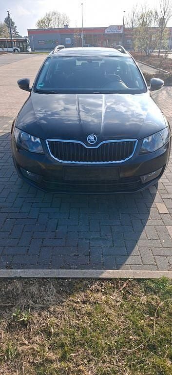 Gebraucht Skoda Octavia Joy 150 PS (110 kW) 2017 Schwarz Kombi