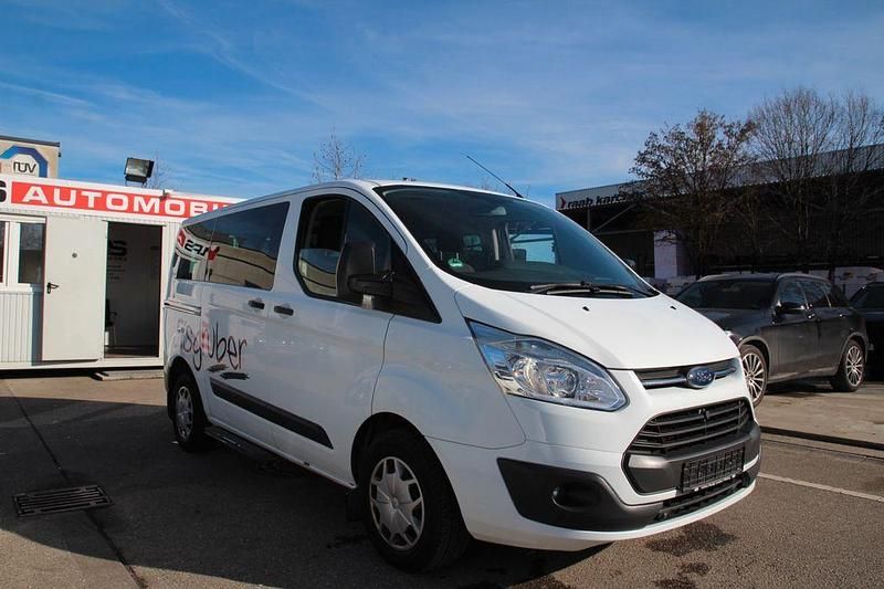 Używany Ford Transit Trend 101 KM (74 kW) 2015 Biały Kombi