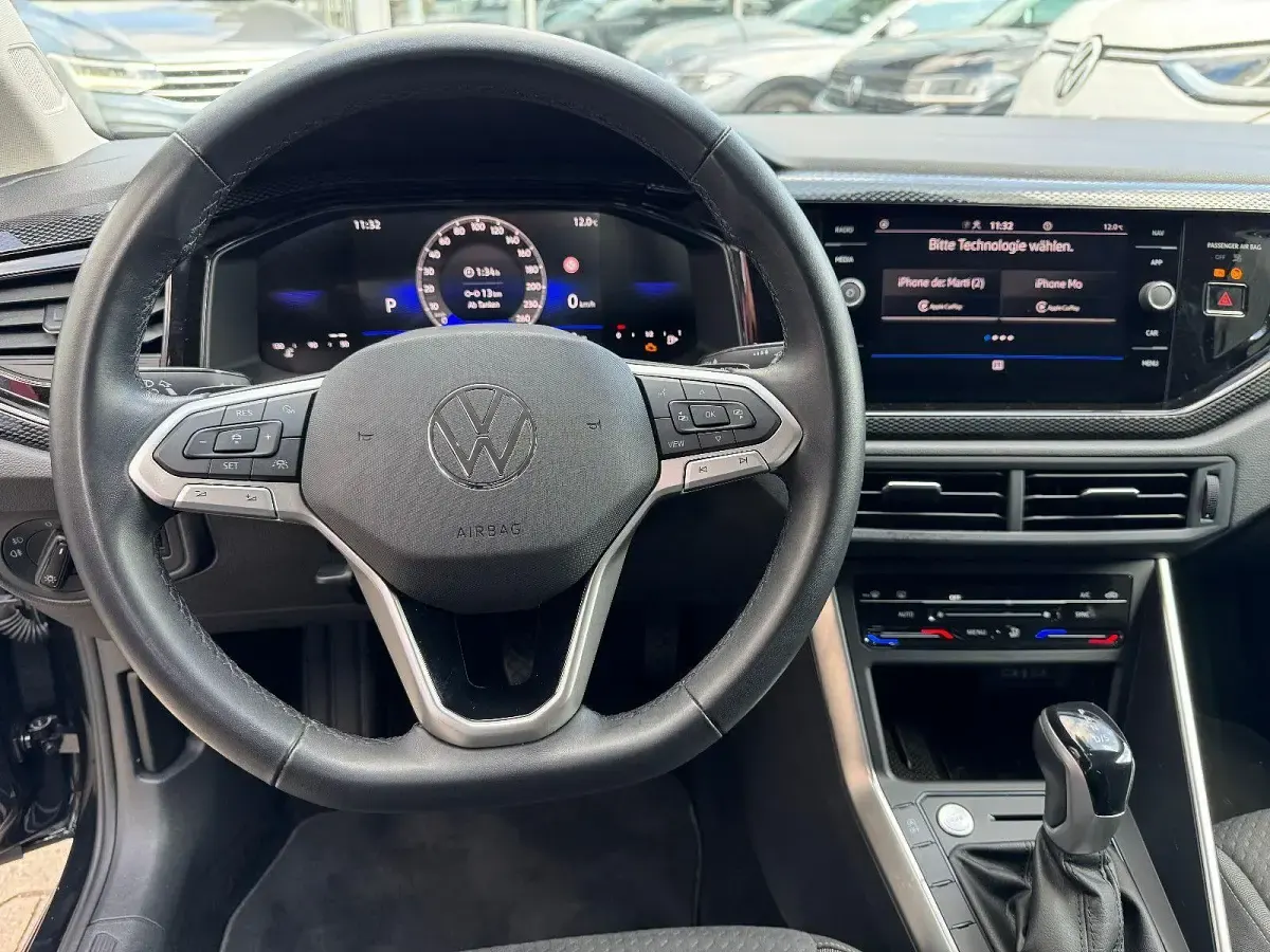 Gebraucht VW Taigo Move 116 PS (85 kW) 2025 Schwarz SUV