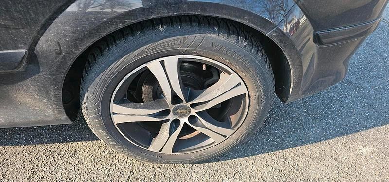 Gebraucht Opel Astra GTC 115 PS (84 kW) 2009 Schwarz Coupé