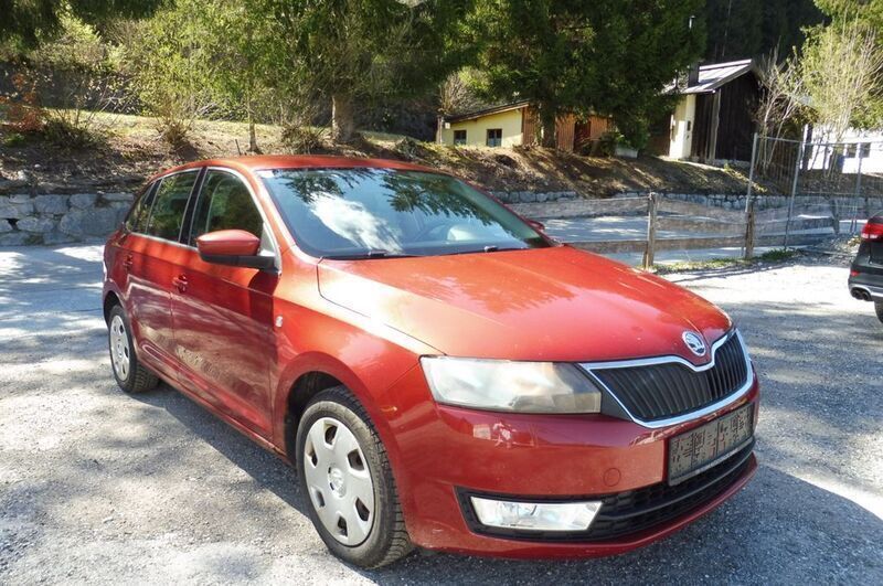 Gebraucht Skoda Rapid Ambition 86 PS (63 kW) 2014 Rot Limousine