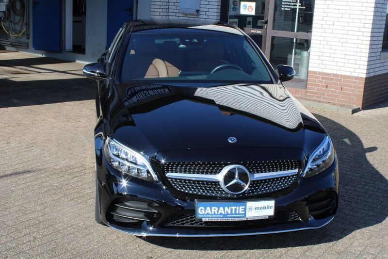 Gebraucht Mercedes C300 AMG line 258 PS (189 kW) 2020 Schwarz Limousine