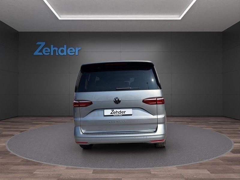 Gebraucht VW Multivan Style 204 PS (150 kW) 2026 Silber Van