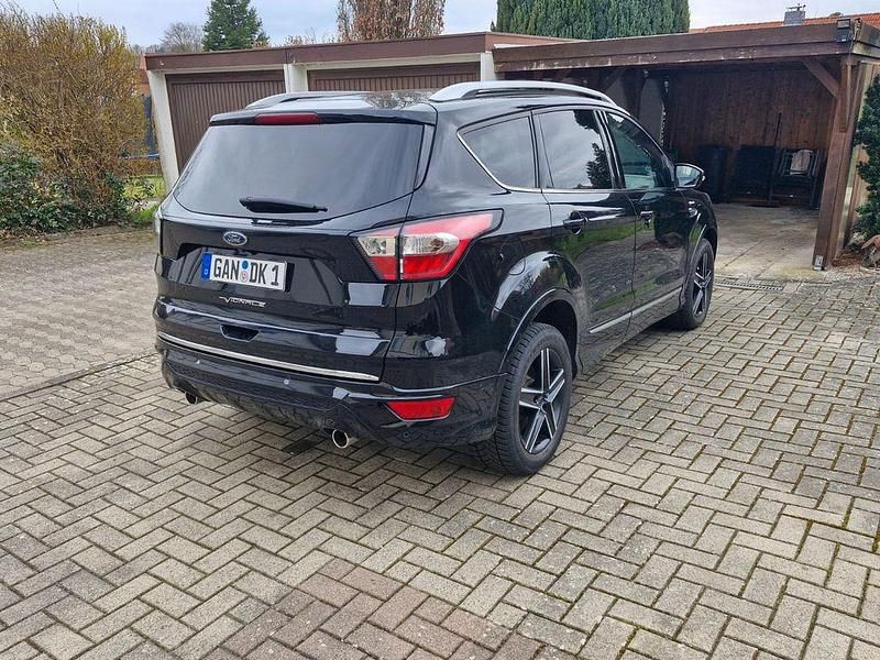 Gebraucht Ford Kuga Vignale 179 PS (131 kW) 2017 Schwarz SUV