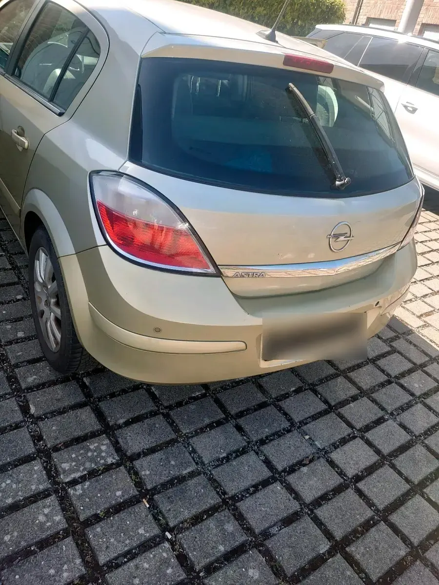 Gebraucht Opel Astra Cosmo 125 PS (91 kW) 2004 Gold Limousine