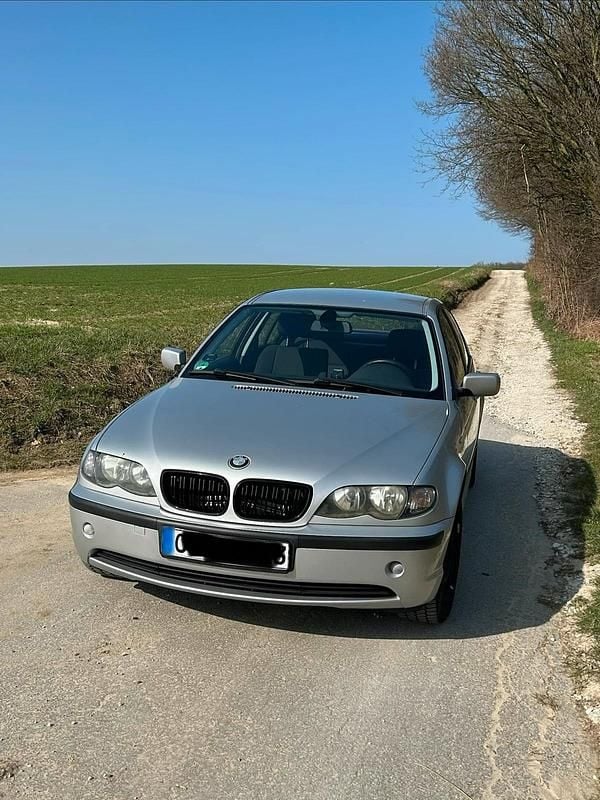 Gebraucht BMW 318 143 PS (105 kW) 2003 Schwarz Limousine