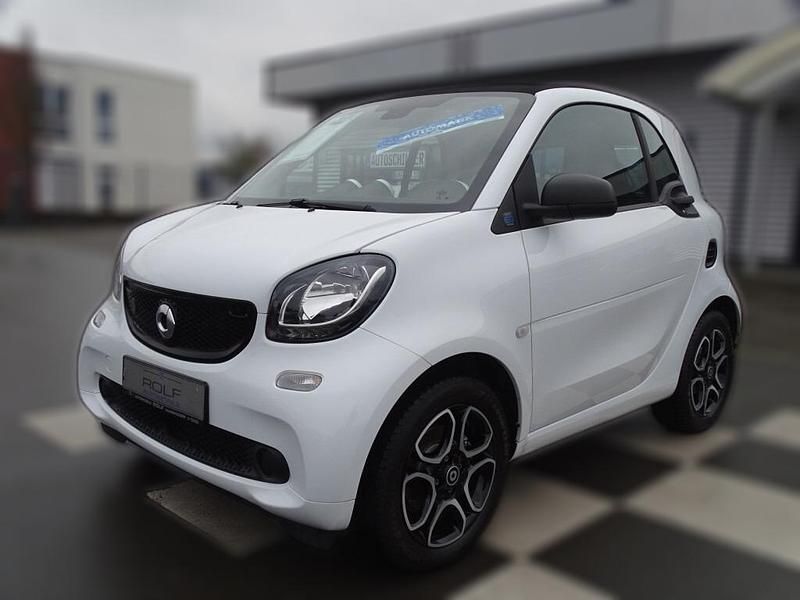 Gebraucht Smart ForTwo Electric Drive 41 kW (56 PS) 2019 Farbe: weiß