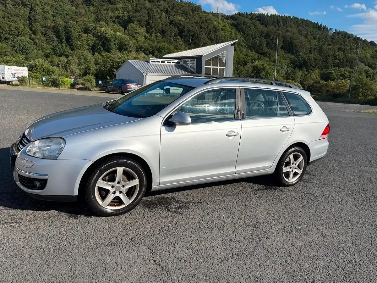 Gebraucht VW Golf V 140 PS (102 kW) 2007 Silber Kombi