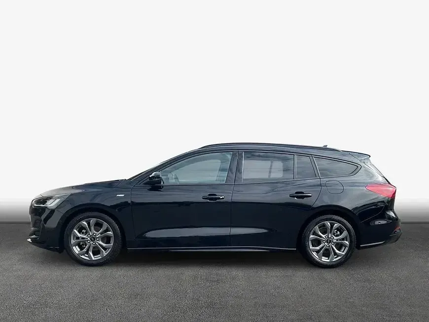 Gebraucht Ford Focus ST-Line X 116 PS (85 kW) 2025 Obsidianschwarz metallic SUV