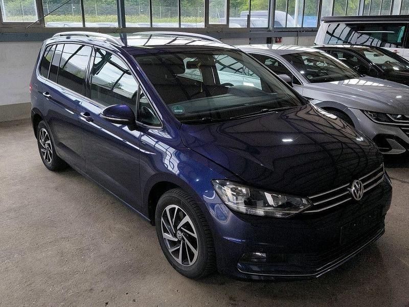 Blau Gebraucht 2018 VW Touran Join Van / Kleinbus | 14.999 € (Guter Preis) - Bild 1/4