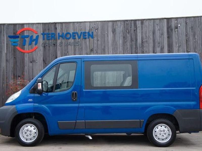 Gebraucht Fiat Ducato 120 PS (88 kW) 2010 Blau Van