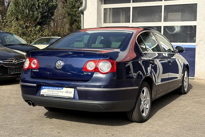 Gebraucht VW Passat Comfortline 200 PS (147 kW) 2008 Blau Limousine