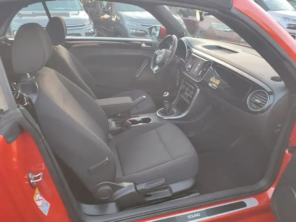 Gebraucht VW Beetle Sound 105 PS (77 kW) 2017 Orange Kleinwagen