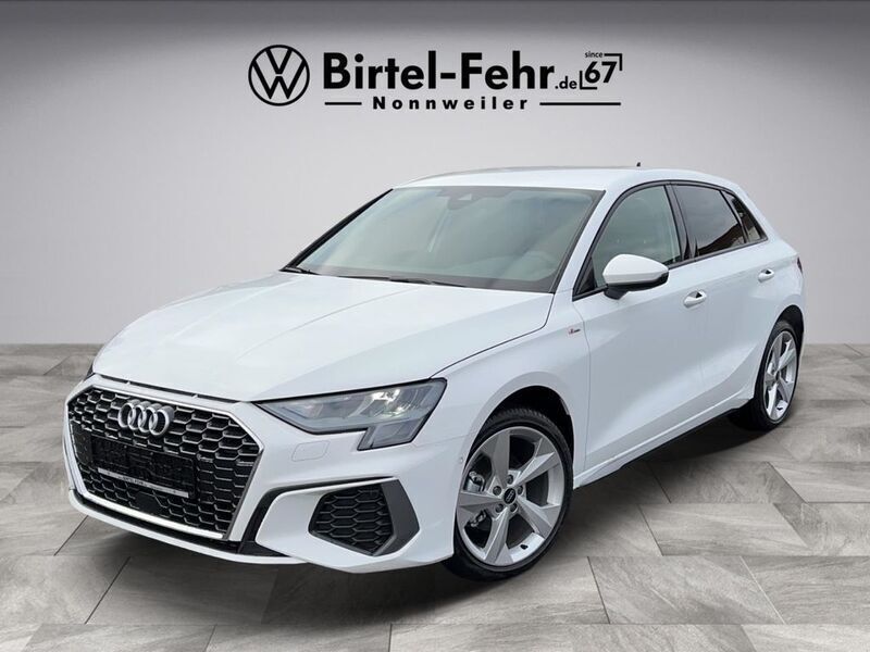 Ibisweiß Neu 2024 Audi A3 Sportback S-Line Limousine | 33.990 € (Superpreis) - Bild 1/4
