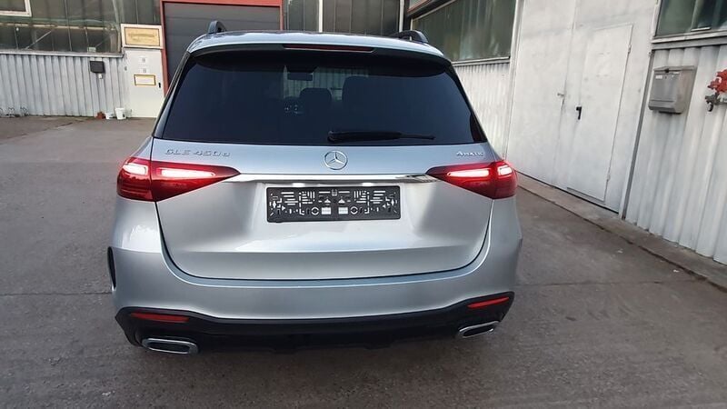 Gebraucht Mercedes GLE450 AMG line 367 PS (269 kW) 2024 Silber SUV