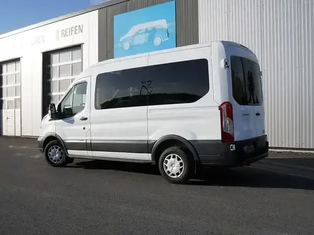 Gebraucht Ford Transit Trend 131 PS (96 kW) 2019 Weiß Kombi