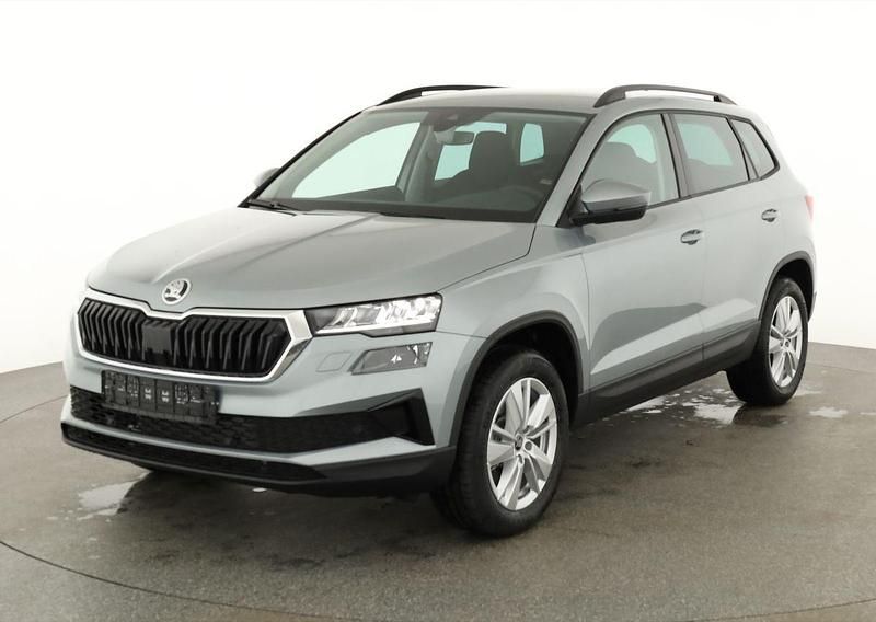 Neu Skoda Karoq Selection 150 PS (110 kW) 2026 Smokey diamond silver metallic SUV