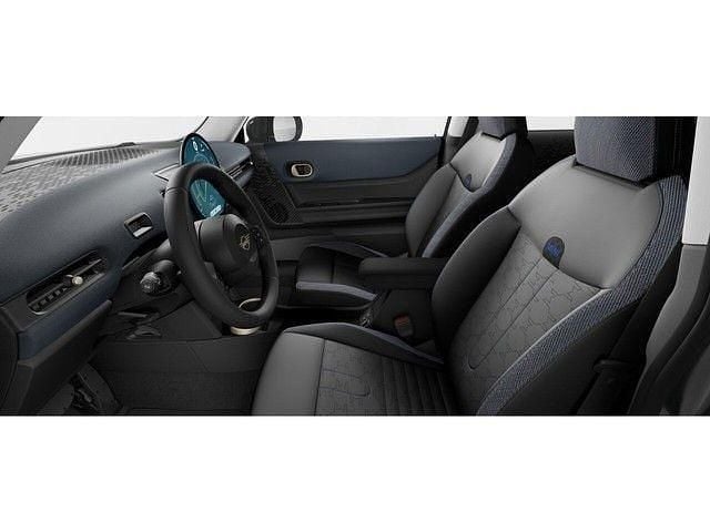 Usata Mini Cooper 114 kW (156 CV) 2025 Argento Utilitaria