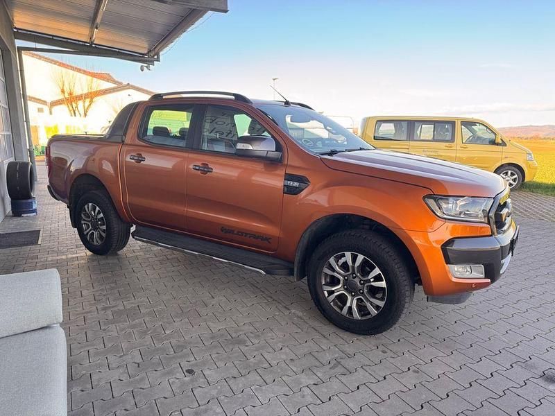 Gebraucht Ford Ranger Wildtrack 160 PS (117 kW) 2016 Orange Pickup
