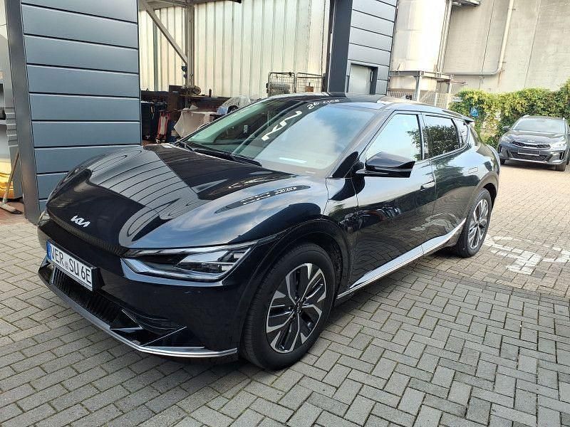 Blau Gebraucht 2022 Kia EV6 SUV | 29.990 € (Fairer Preis) - Bild 1/4