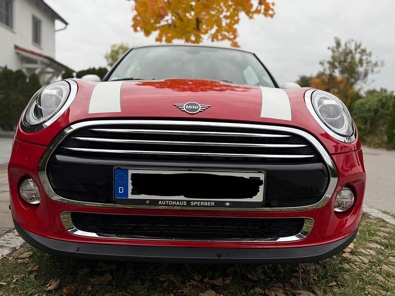 Rot Gebraucht 2018 Mini Cooper Kleinwagen | 14.490 € (Guter Preis) - Bild 1/4
