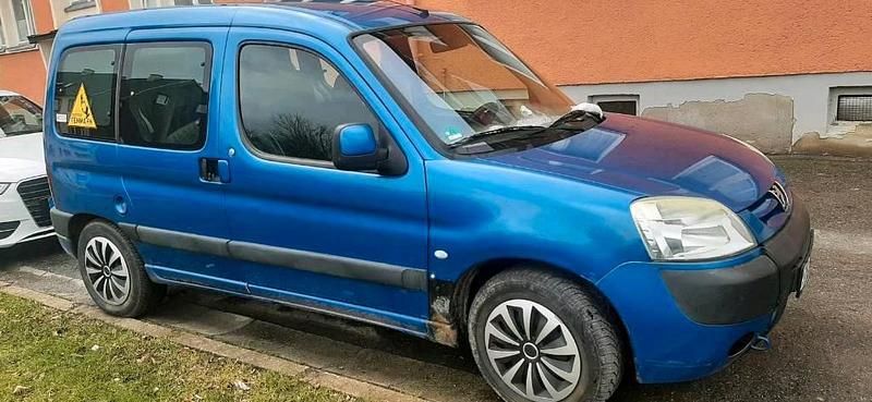 Gebraucht Peugeot Partner 90 PS (66 kW) 2004 Blau Van / Kleinbus