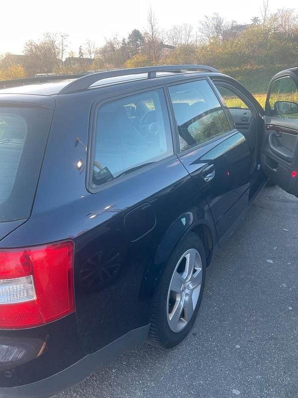 Gebraucht Audi A4 170 PS (125 kW) 2003 Blau Kombi