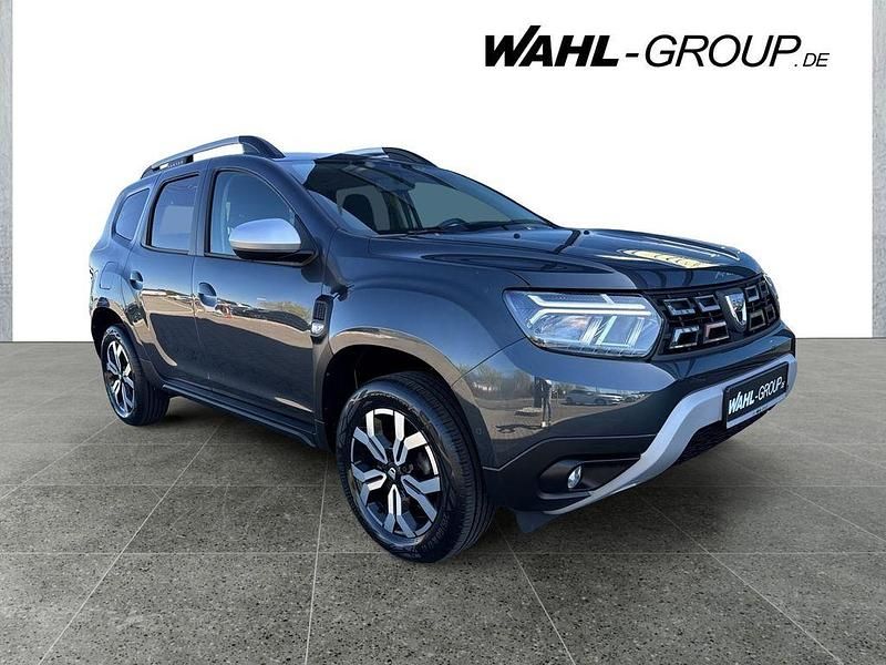 Gebraucht Dacia Duster Prestige 131 PS (96 kW) 2022 Grau SUV