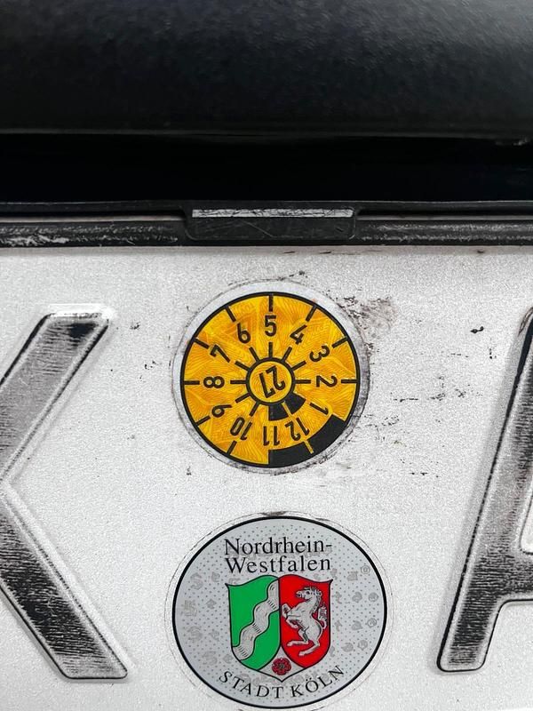 Second-hand Ford Focus 100 CP (73 kW) 2000 Negru Berlinǎ