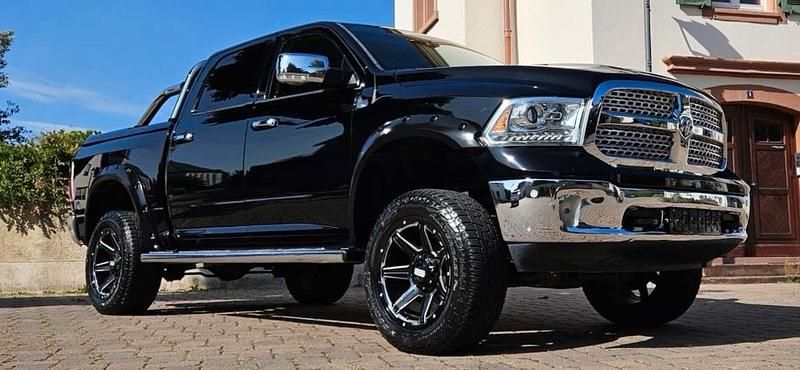 Schwarz Gebraucht 2014 Dodge Ram Abholung | 28.499 € (Fairer Preis) - Bild 1/4