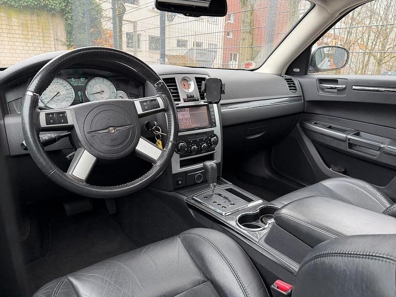 Gebraucht Chrysler 300C Touring 218 PS (160 kW) 2009 Silber Kombi