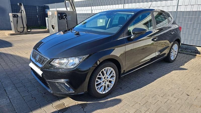 Schwarz Gebraucht 2017 Seat Ibiza Style Kleinwagen | 10.500 € (Fairer Preis) - Bild 1/4