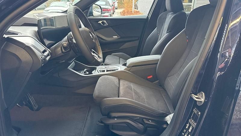 Neu BMW 123 Efficient Dynamics 218 PS (160 kW) 2026 Bmw individual tansanitblau met Kleinwagen