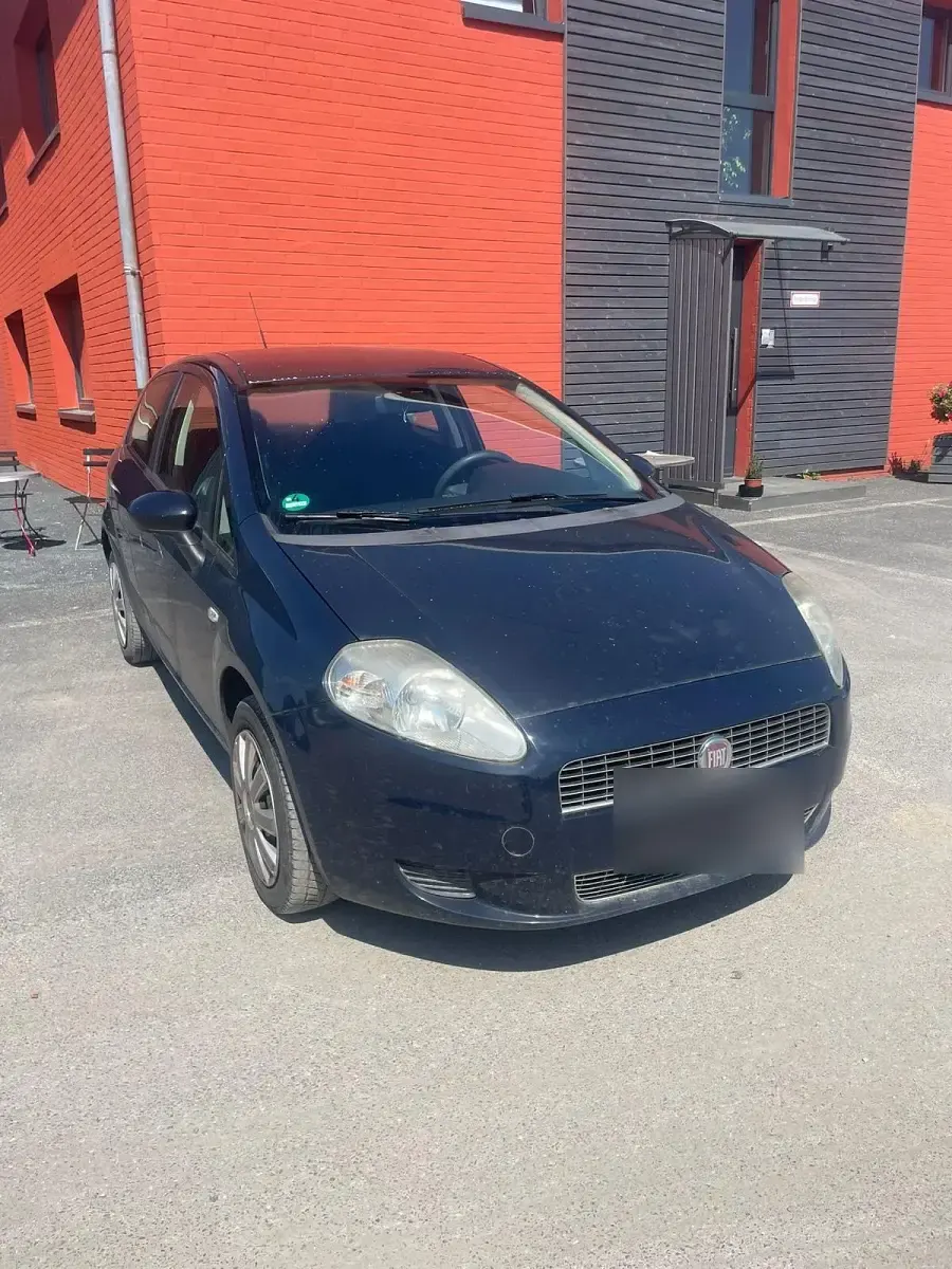 Gebraucht Fiat Grande Punto Active 65 PS (47 kW) 2009 Blau Kleinwagen